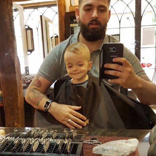 Children's haircut (aged 0-4)